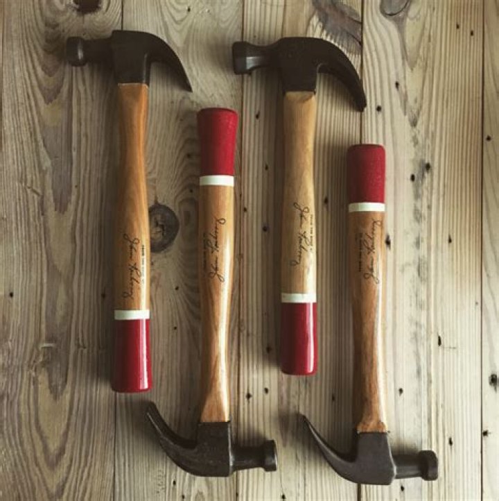 #2,193 Christmas Eve (The Hammers).
– Laurel Mercantile