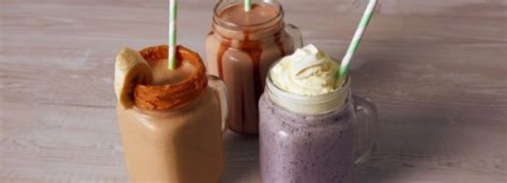 3 Budget-Friendly Bulking Shakes | MYPROTEIN™