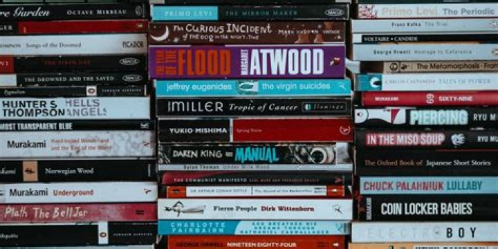 5 Collaborative Fiction Sites That Can Help Improve Your Writing Skills