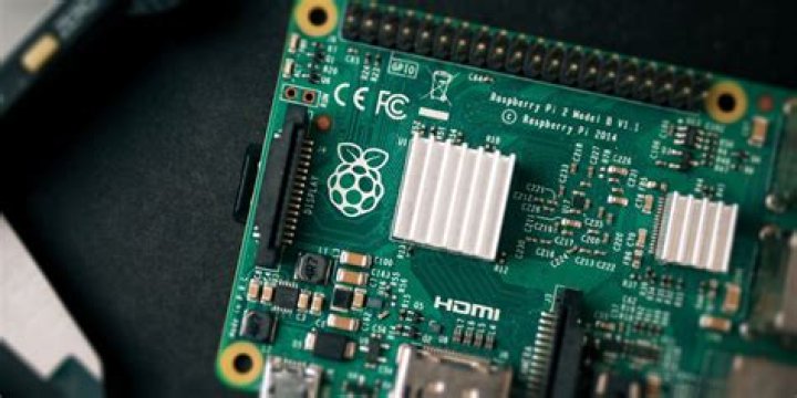 5 Great Raspberry Pi IDEs For Programmers and Students