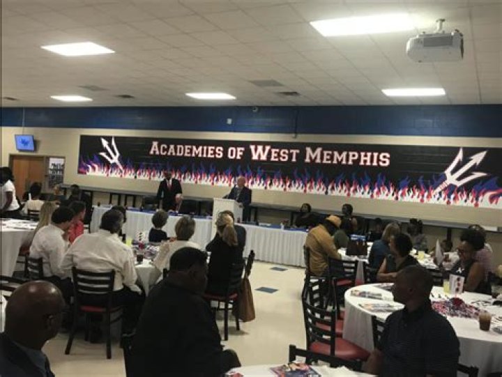 Academies of West Memphis High School - West Memphis