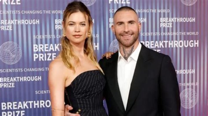 Adam Levine - Bio, Net Worth, Height