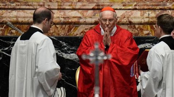 Announcers gather Spanish following for Cardinals