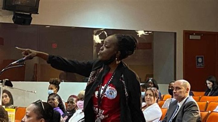 	Anti-violence activist Tangela Sears carries a private grief	