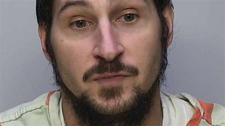 Authorities searching for NY homicide suspect who escaped from Warren County jail