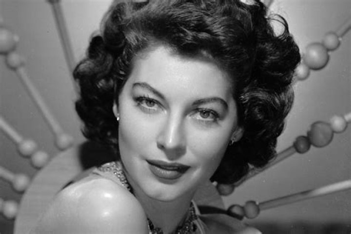 Ava Gardner's Spouse: A Journey Through Love And Heartbreak