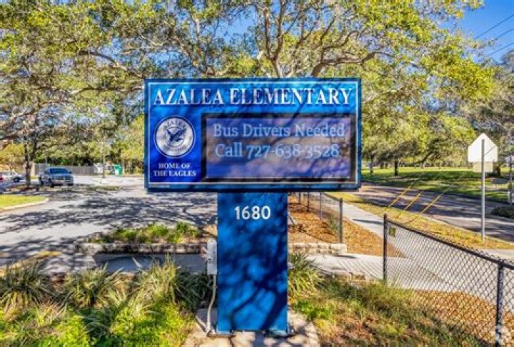 Azalea Elementary School - Saint Petersburg