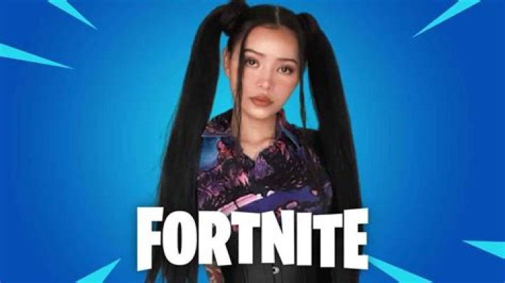Bella Poarch Fortnite emote revealed: ICON Series cosmetics available