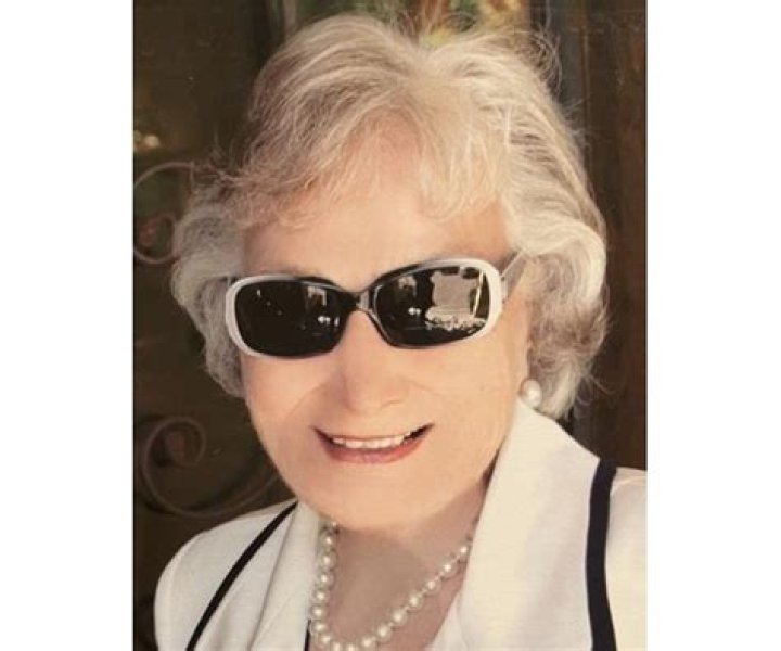 Betty Cronin Net Worth | Bio, Family, Address, Career