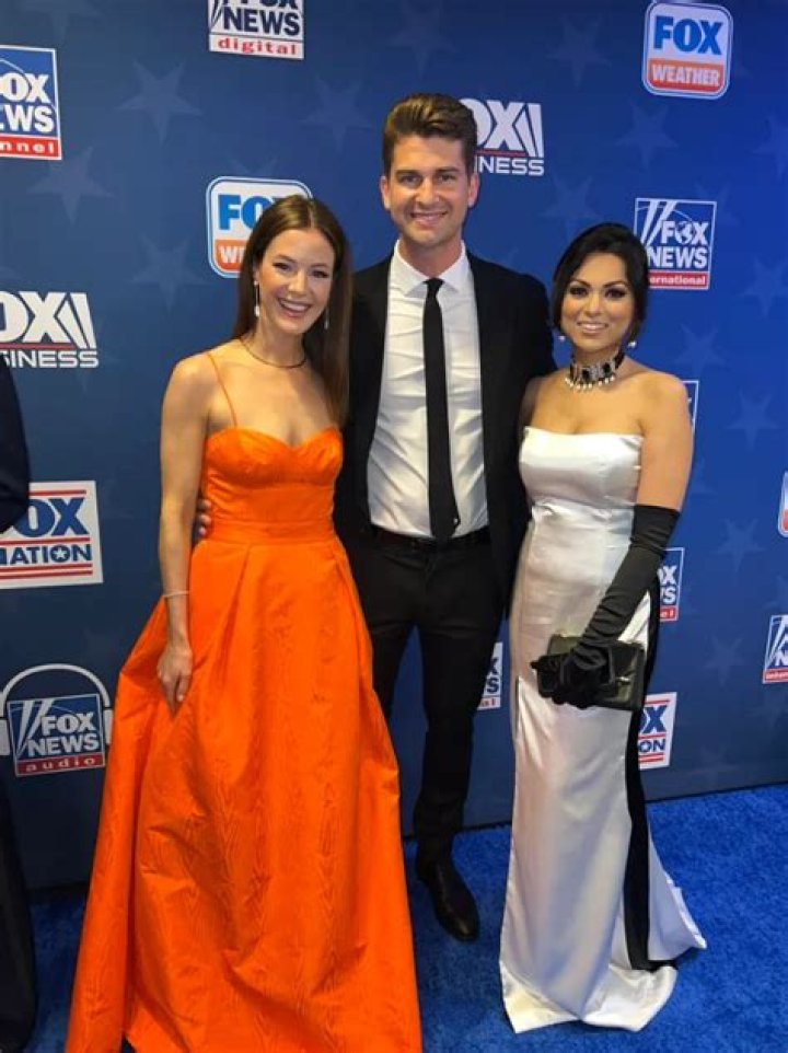 Bill Melugin Bio, Age, Height, Wife, Salary, Net Worth, Fox 11