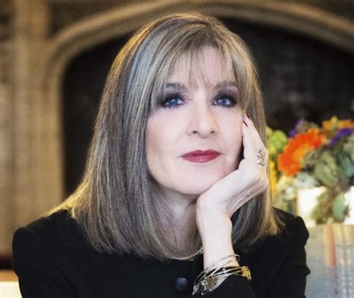 
Books |	Book review: Crisis expert faces down lies in suspenseful ‘One Wrong Word’	