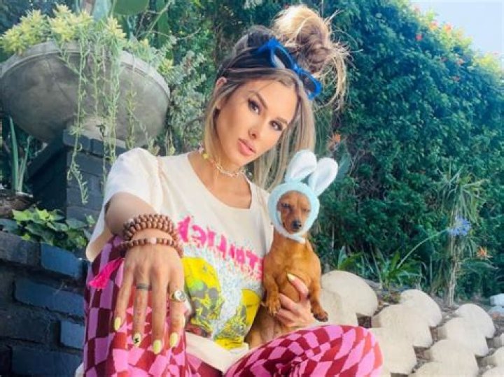 Brittany Furlan【 Vines 】Age, Net Worth, Boyfriend, Wiki, Bio, Dog