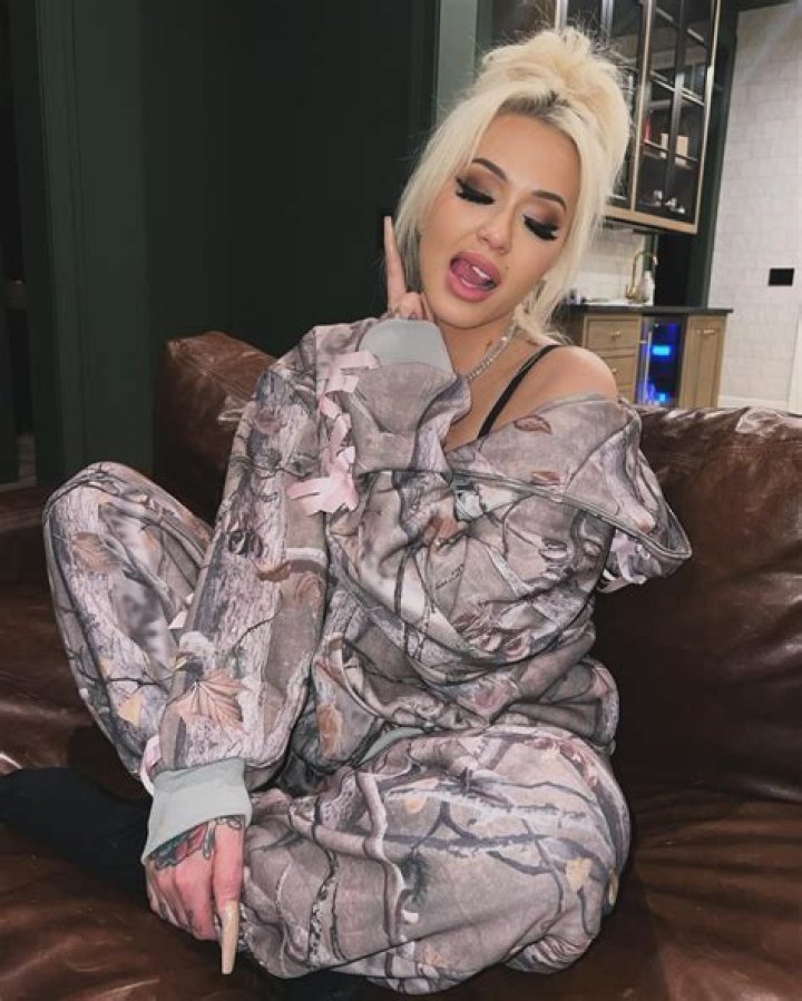 Bunnie Xo Net Worth 2024
