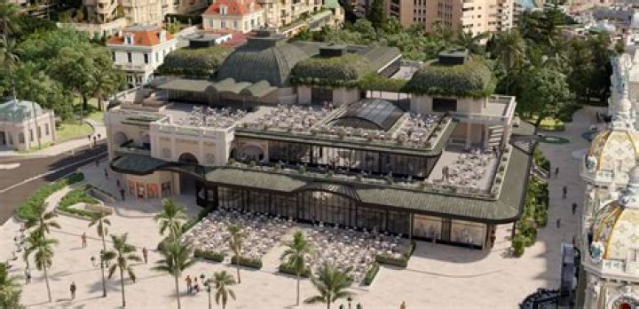 	Café de Paris to close after 50 years on Las Olas	