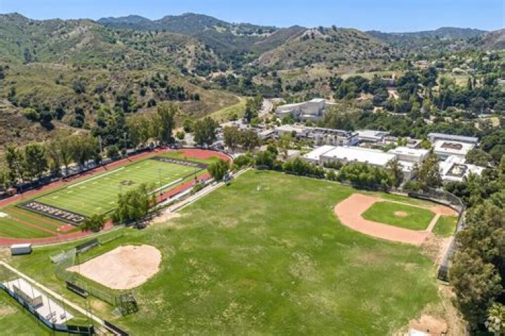 Calabasas High School - Calabasas