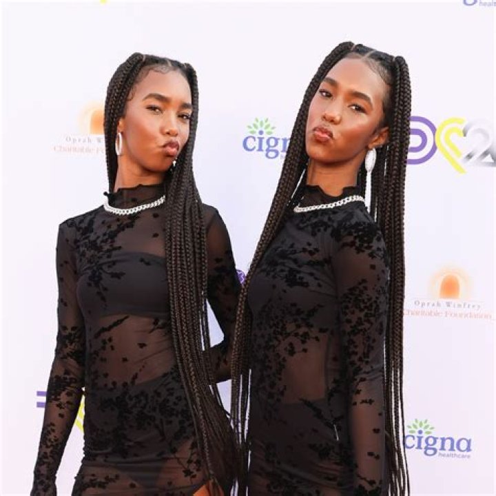 CANDID CUTIES: THE SIMMONS AND COMBS KIDS DO MOVIE NIGHT