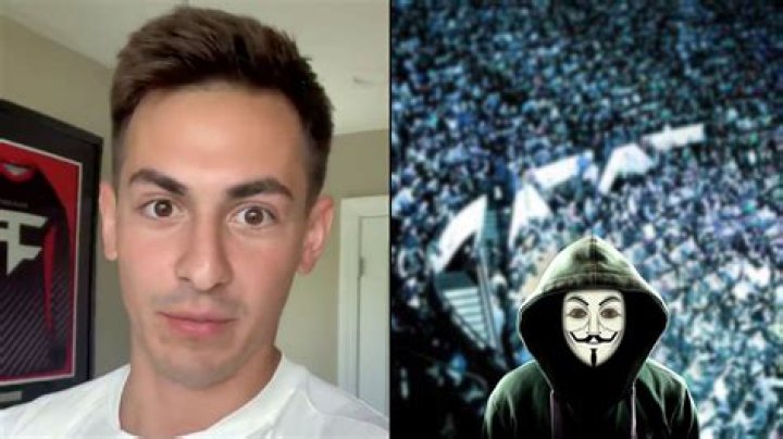 Censor claims to reveal CoDBurner's real face after calling him a fraud
