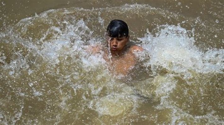 Chinese scientists develop fabric they say can cool the body by nearly 5 degrees Celsius