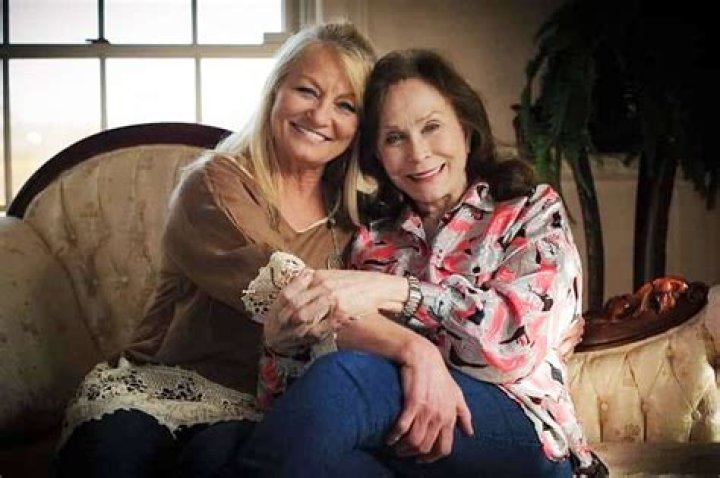 Cissy Lynn: [Bio]-Everything About Loretta Lynn's daughter