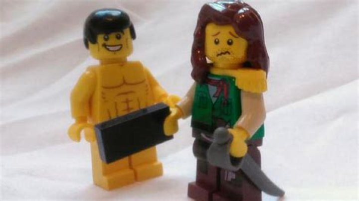 Cock-blocking costs are a big drawback to kid MMO success, says Lego Universe dev