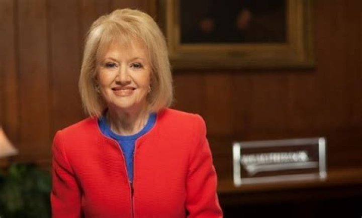 Consuelo Mack Bio, Age, Height, Husband, Salary, Net Worth, WLIW-TV