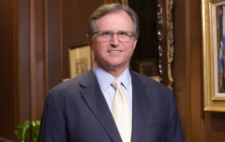 Curt Bradbury Net Worth | Bio, Family, Address, Career