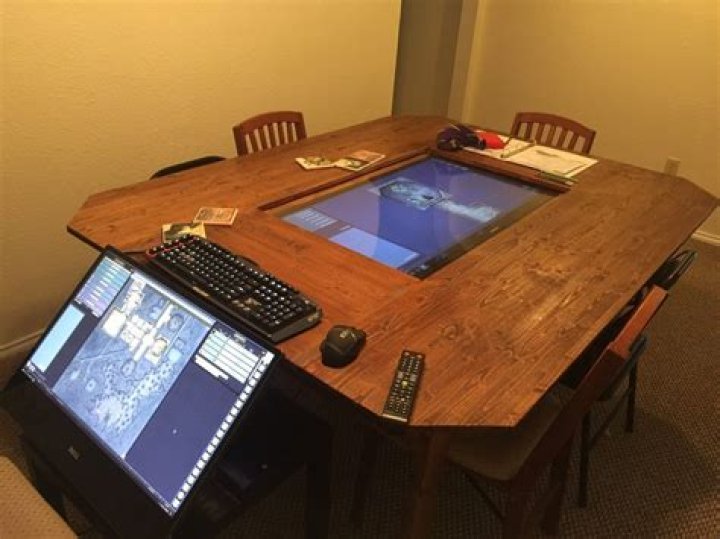 D&D group builds custom digital tabletop with 4K touchscreen