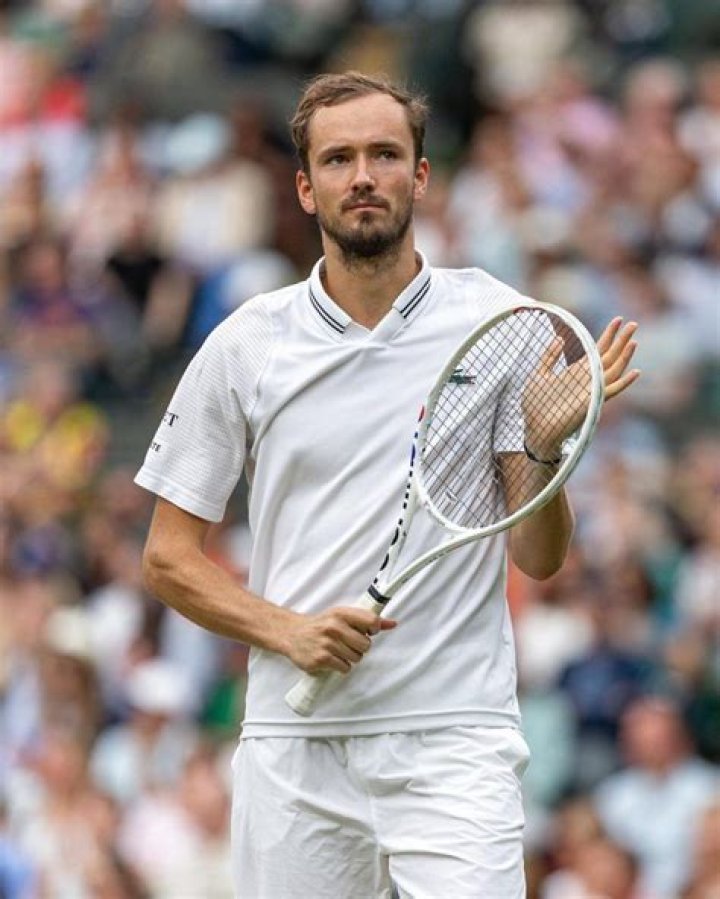 Daniil Medvedev Ranking, Net Worth 2022, Salary, Sponsors, Height, Weight