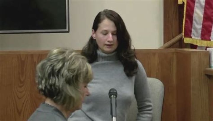 Dee Dee Blanchard: Photos, Crime, And The Shocking Truth