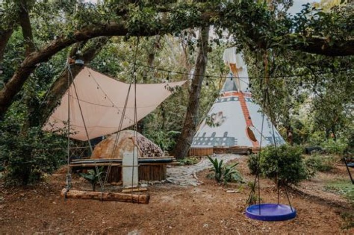 	Delray Beach sweat lodge helps drug addicts	
