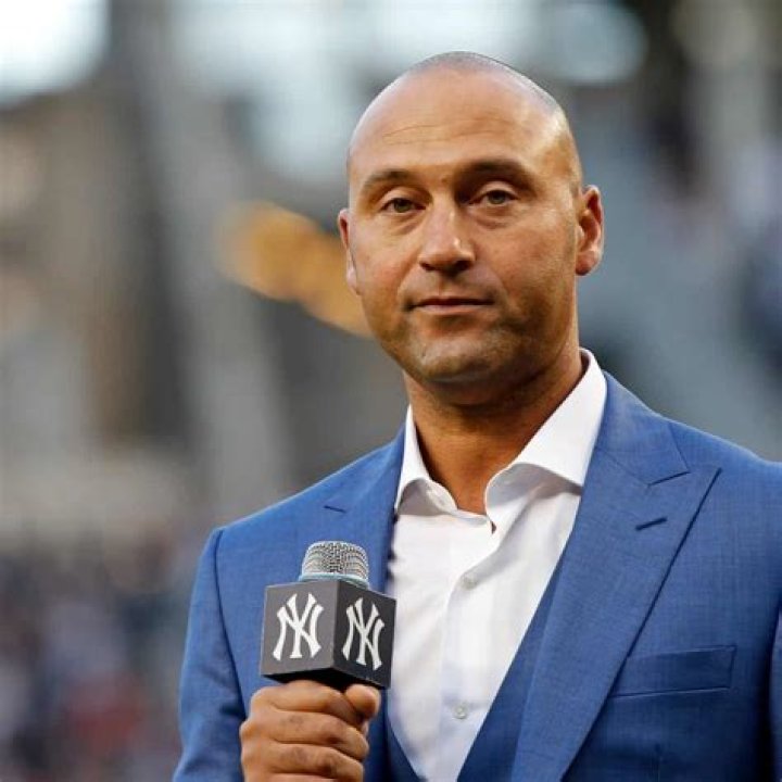 Derek Jeter: Wiki, Bio, Age, Height, Ethnicity, Parents, Wife, Kids, Net Worth