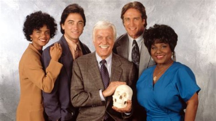 	‘DIAGNOSIS MURDER’ SUFFERS FROM MISCASTING	