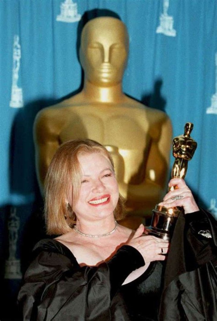 Dianne Wiest: A Journey Through An Acclaimed Career