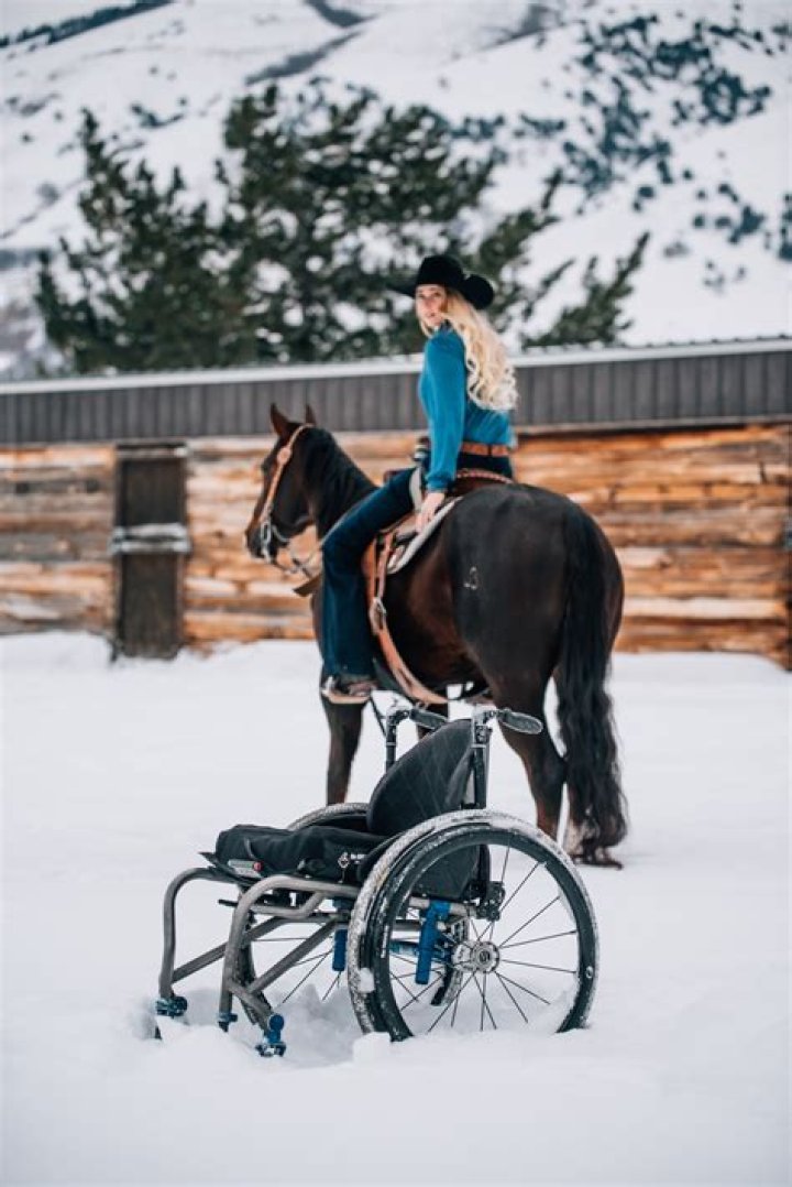 Did Amberley Snyder Marry Tate Watkins? A Deep Dive Into Their Relationship