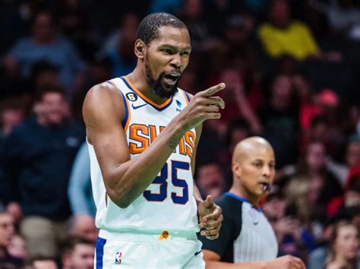 Does Phoenix Suns star Kevin Durant have a son?