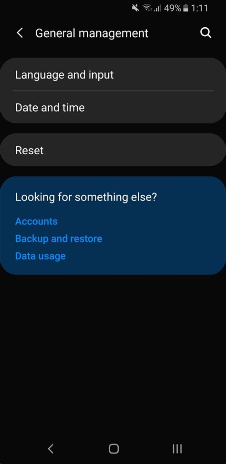 Does Your Android Phone Keep Restarting? 7 Ways to Fix It