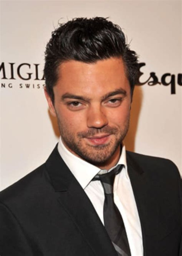 Dominic Cooper Biography