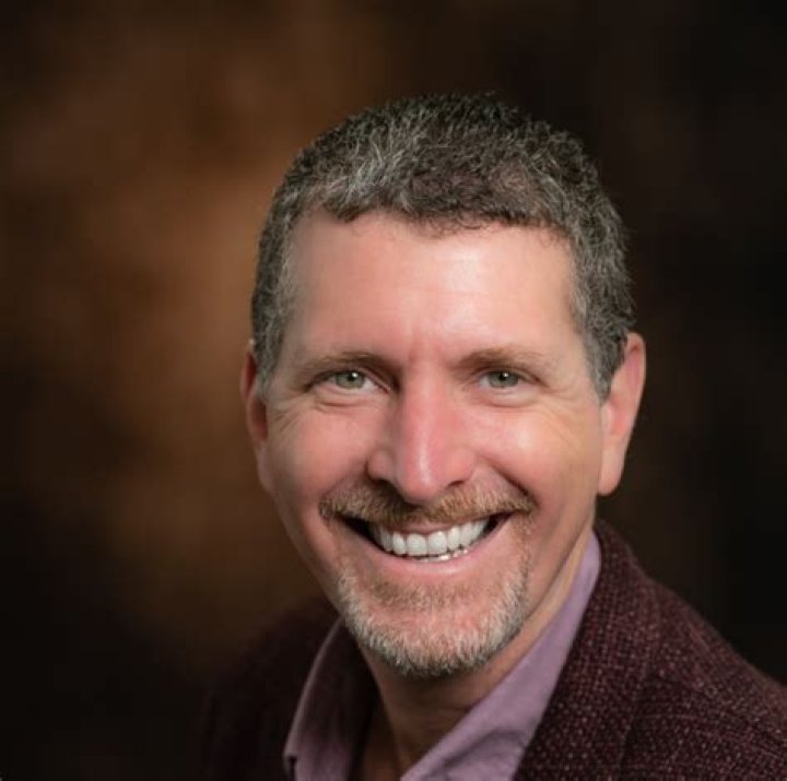 	Dr. Jeffrey Farber speaks at Vizcaya/Project Hoiday	