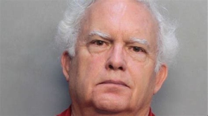 	Driver activated remote-controlled license plate cover in bid to scam Turnpike toll, cops say	