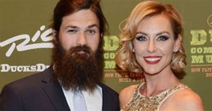 ‘DUCK DYNASTY’S’ JEP AND JESSICA ROBERTSON ADOPT A SON