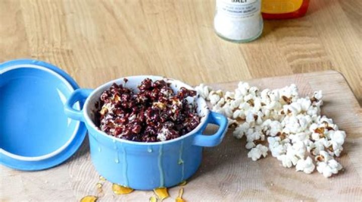 Easy Sugar-Free Sweet Popcorn | MYPROTEIN™