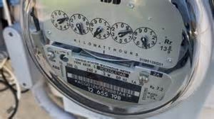 	ELECTRIC BILLS JUST SHOCKED ME	