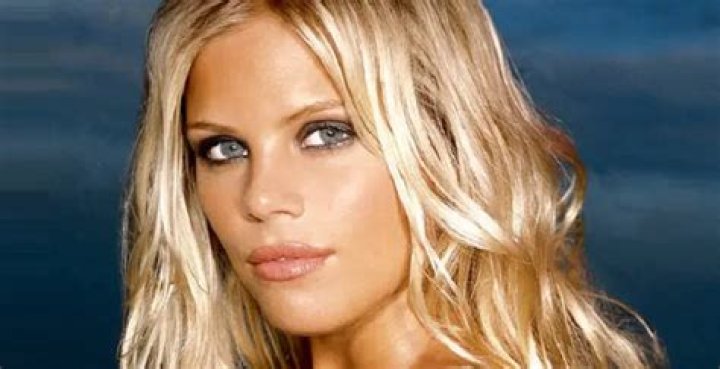 Elin Nordegren Biography