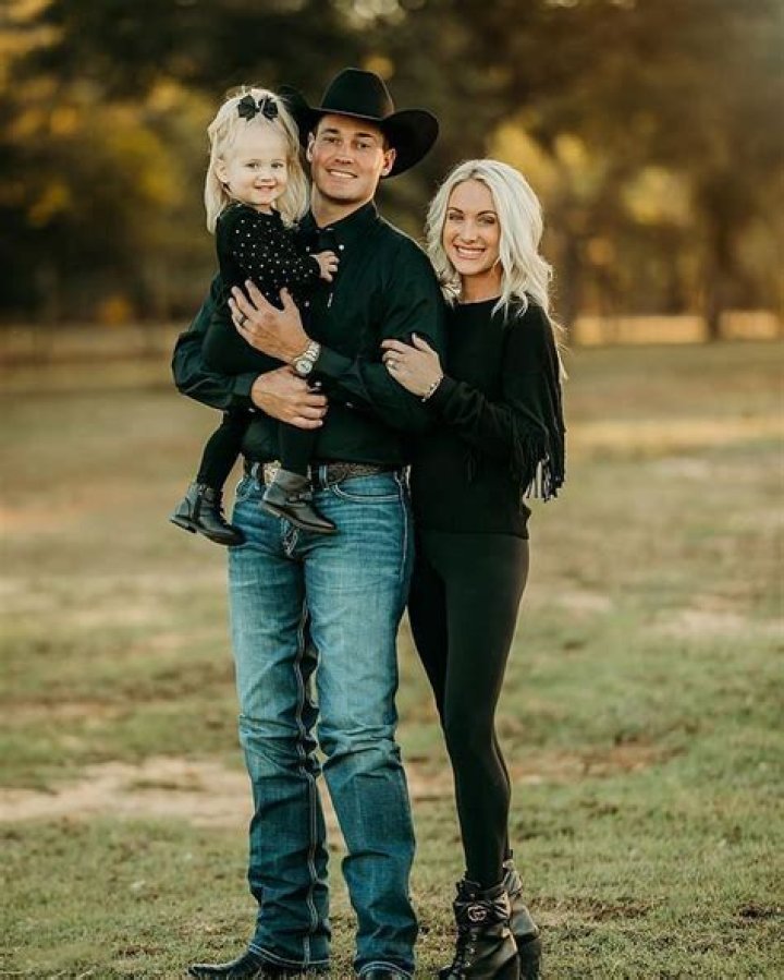 Erin Bradshaw: Inside the Life of Terry Bradshaw’s Daughter