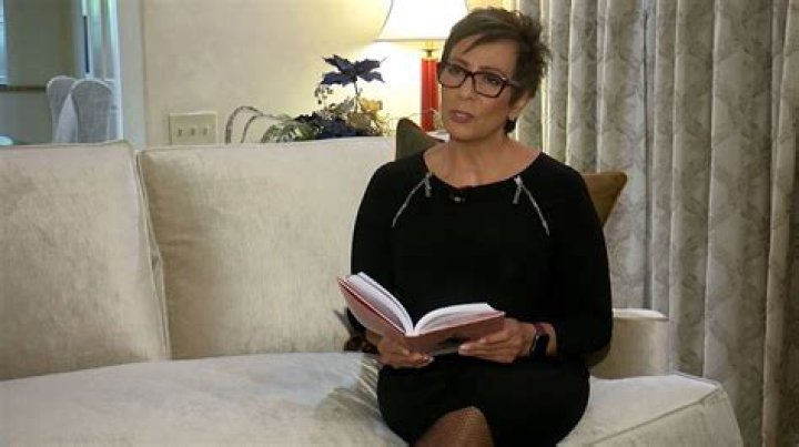 Estela Casas Bio, Age, Height, Husband, Cancer, Salary, Net Worth, KVIA