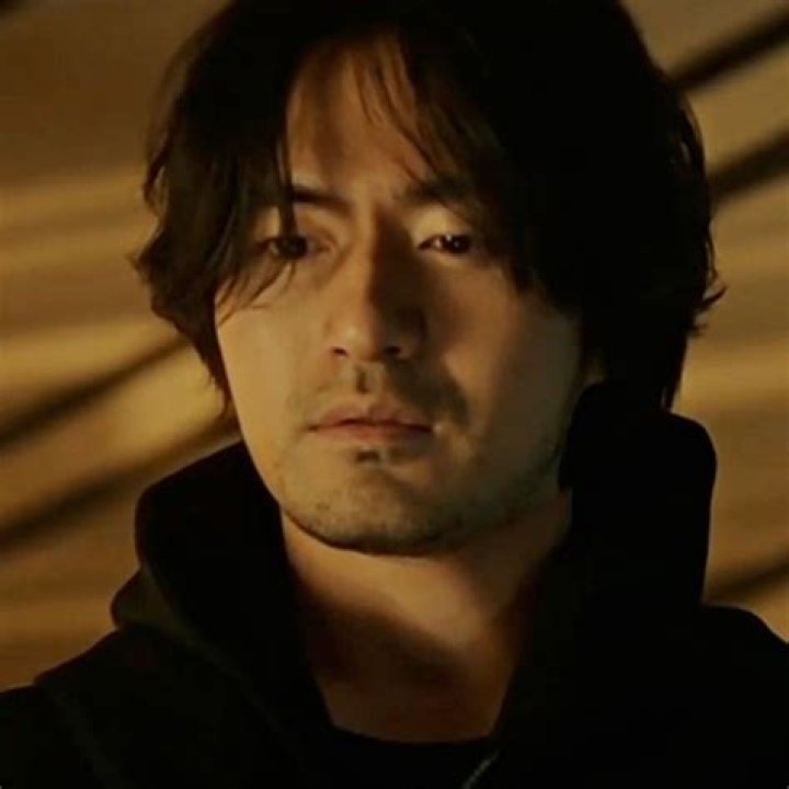 Exploring Lee Jin Wook's Relationships: A Journey Through Love And Fame
