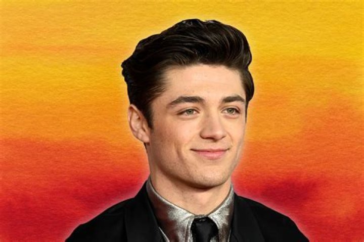 Exploring The Dynamics Of Asher Angel's Relationships