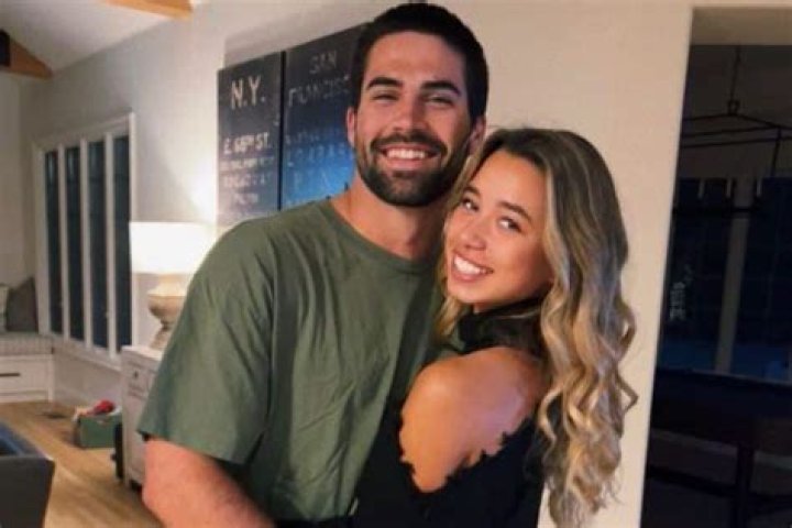 Exploring The Life And Love Of Sam Hartman: Who Is His Girlfriend?