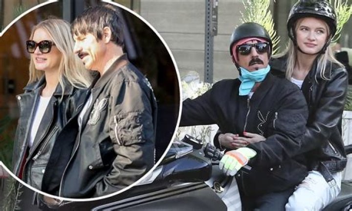 Exploring The Relationship Of Anthony Kiedis And His 19-Year-Old Girlfriend