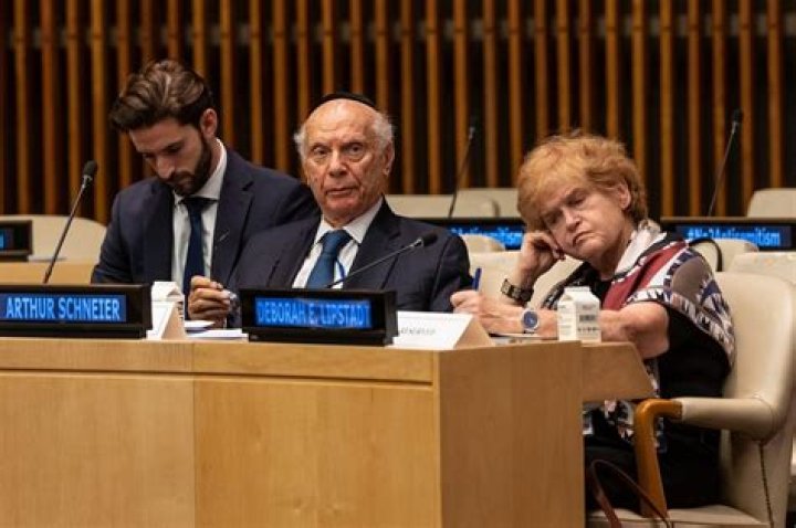 	Federations ‘grateful’ for antisemitism envoy budget increase	